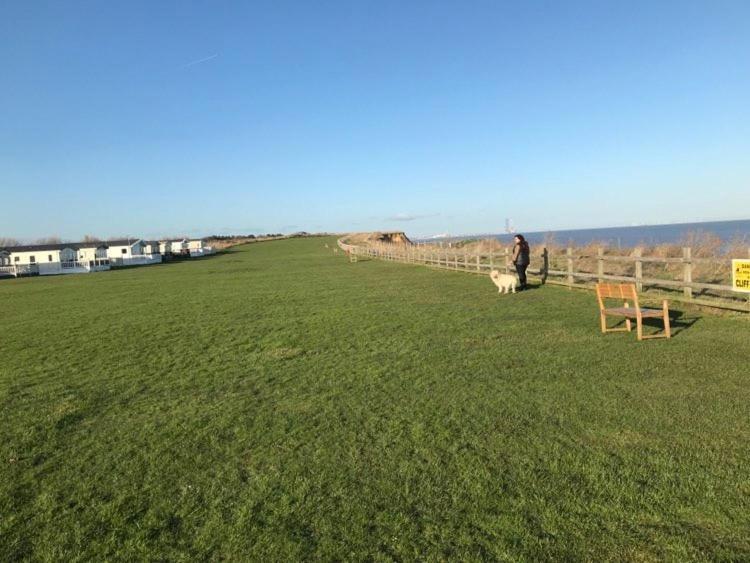 The Winchester Luxury Pet Friendly Caravan On Broadland Sands Holiday Park Between Lowestoft And Great Yarmouth Otel Corton  Dış mekan fotoğraf